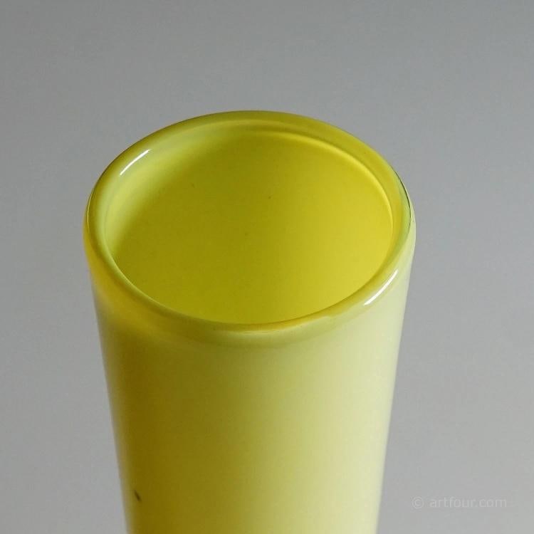 Vittorio Zecchin for Venini Soffiato Vase in Yellow and Lattimo Glass ca. 1950s - 5