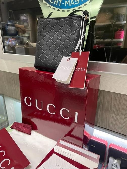 Unworn Gucci GG Emblem Nano Bucket Bag Black GG Monogram Leather - 3