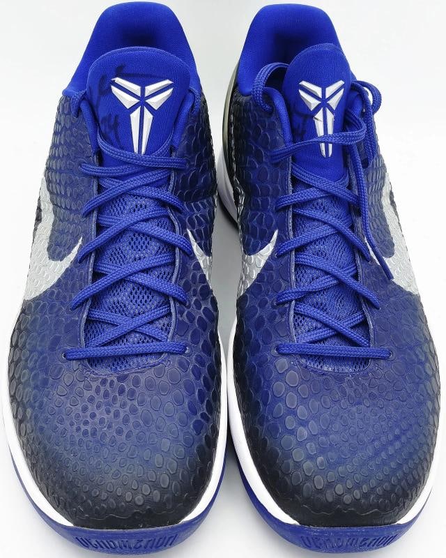 Kobe Bryant Dual Signed Pair Of 2011-12 Nike Team Issued Kobe VI Shoes (PSA LOA) - 4
