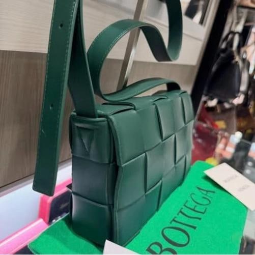 Bottega Veneta Small Cassette Bag in Rain Tree Green - 2