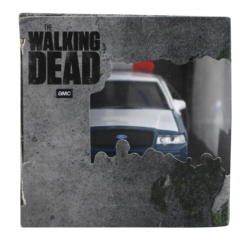 Andrew Lincoln Walking Dead Signed Crown Victoria 1:32 Die Cast Car JSA - 5