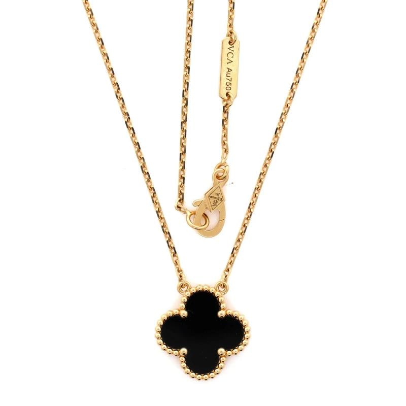 Van Cleef & Arpels Vintage Alhambra Pendant Necklace 18K Yellow Gold and Onyx - 2