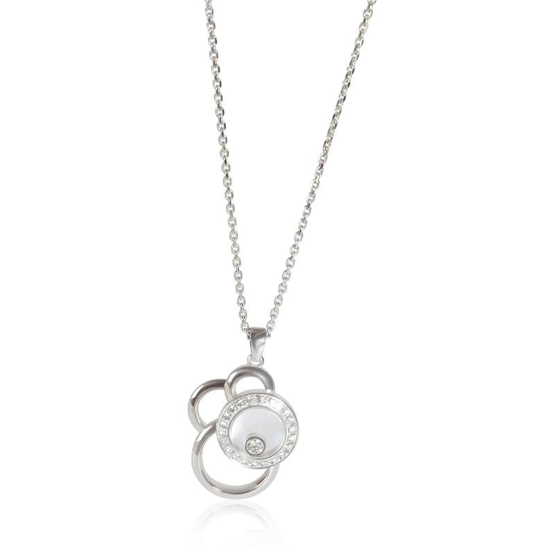 Chopard White Gold Diamond Happy Diamonds Pendant: Condition: Pre-owned - Good,Clasp/Buckle Type: Lobster,With Original Box/Packaging: Yes,Side Stone Type: Diamond,Side Stone Weight (cts): 0.39,Reference Number: 799888-1002,Metal Purity: 18k,With Pape