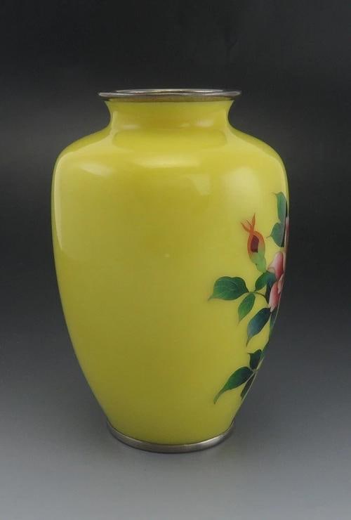Lovely VTG Japanese Cloisonne Enamel Yellow Floral Roses Vase - 2