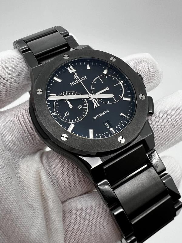 Hublot 520.CM.1170.CM Classic Fusion Chronograph Black Ceramic Box Paper 2018 - 3