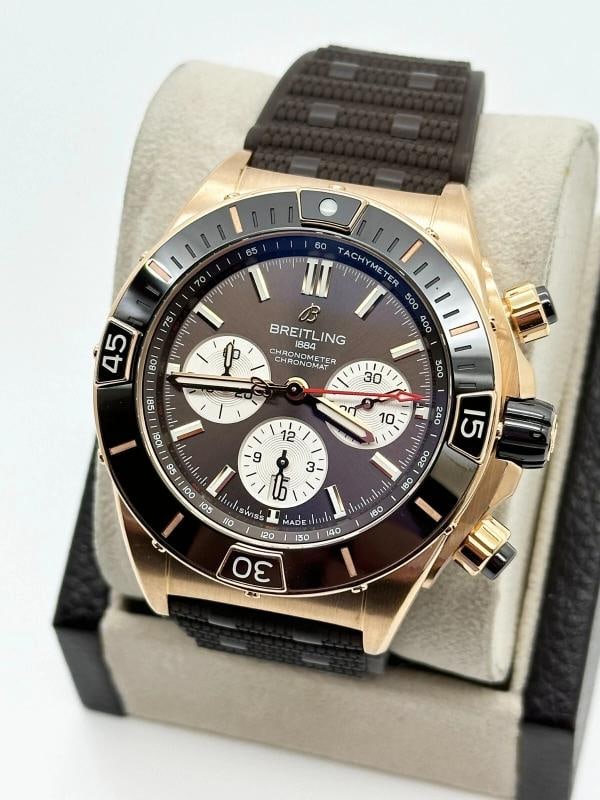 Breitling Super Chronomat B01 44 RB0136 Brown Dial 18K Rose Gold Box Paper 2022 - 5