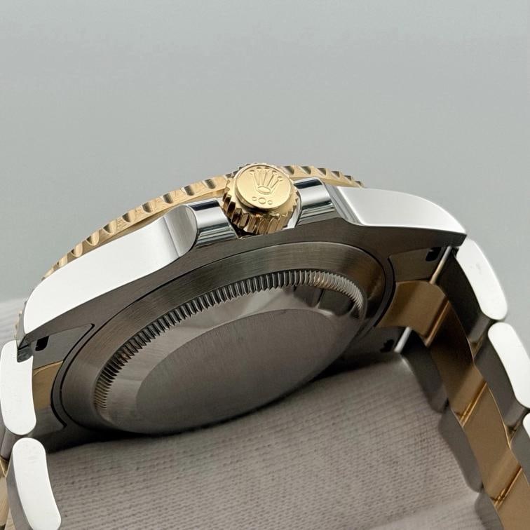 2025 Rolex Submariner Bluesy 126613LB 41mm 18k Yellow Gold Steel Box Paper - 10