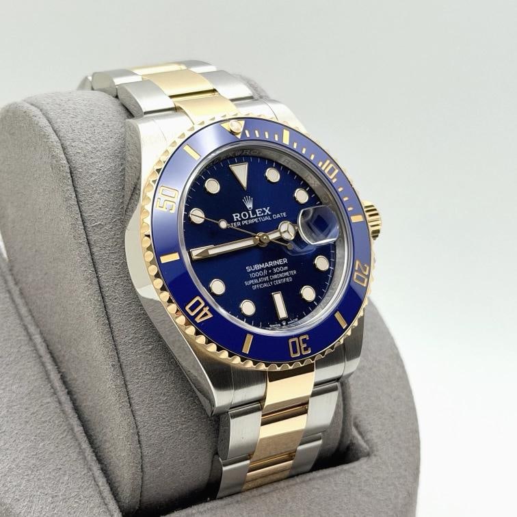 2025 Rolex Submariner Bluesy 126613LB 41mm 18k Yellow Gold Steel Box Paper - 2