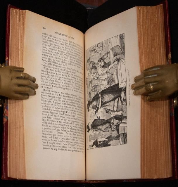 Works of Charles Dickens / 1900 Illustrated Sterling Edition - 11