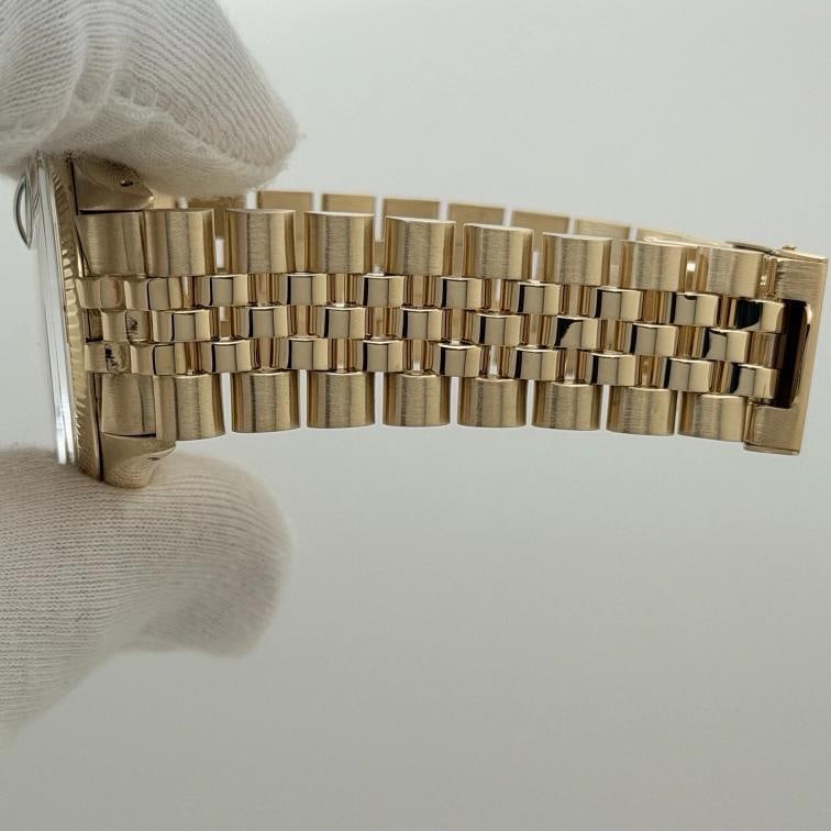 Rolex Date 1503 34mm Champagne Dial Yellow Gold Jubilee - 3
