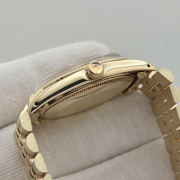 Rolex Date 1503 34mm Champagne Dial Yellow Gold Jubilee - 9