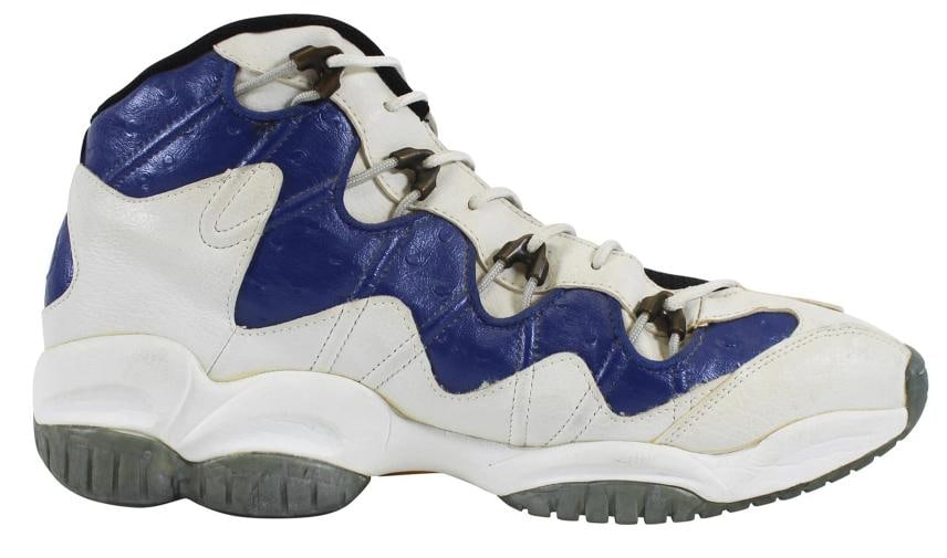 Clyde Drexler Signed 1997-98 Final Season Game Used Reebok DMX Size 15 Shoes JSA - 5