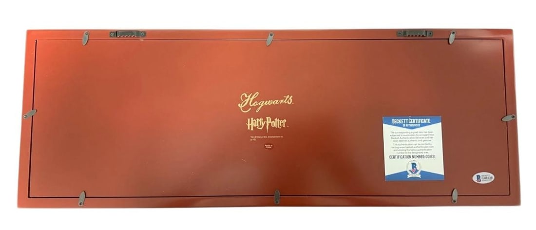 DANIEL RADCLIFFE SIGNED HARRY POTTER HOGWARTS EXPRESS TRAIN PLATFORM SIGN BAS - 3