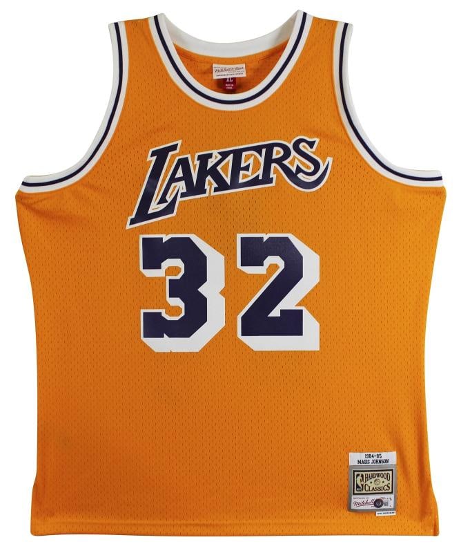 Showtime Lakers (6) Johnson, Worthy, Rambis +3 Signed Yellow M&N Jersey (Beckett) - 4