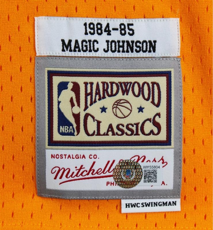 Showtime Lakers (6) Johnson, Worthy, Rambis +3 Signed Yellow M&N Jersey (Beckett) - 6