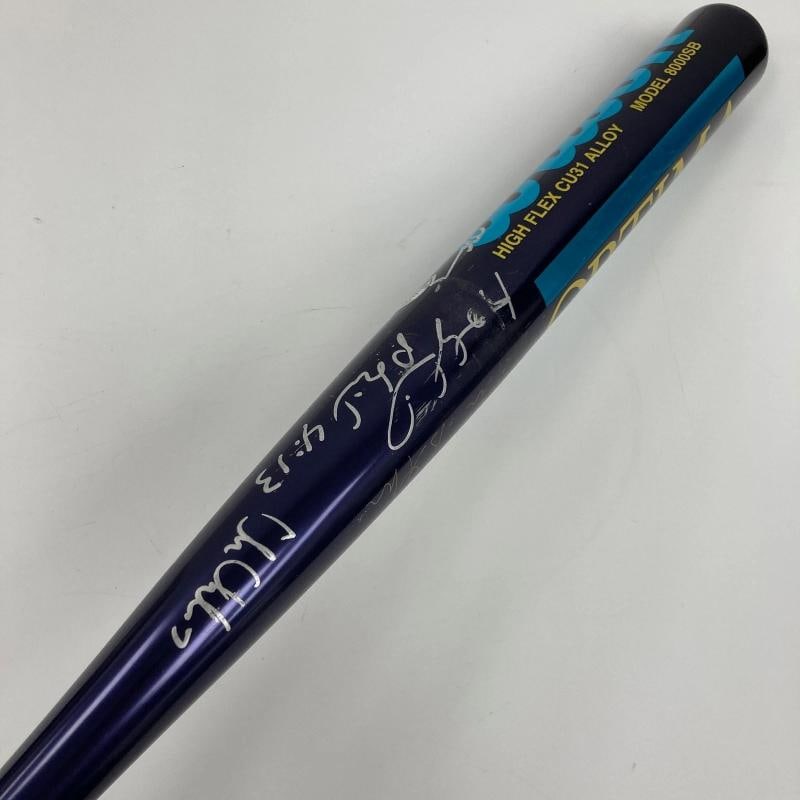 Michael Jordan 1993 Michael Jordan's Air Force Team Signed Baseball Bat Beckett - 7