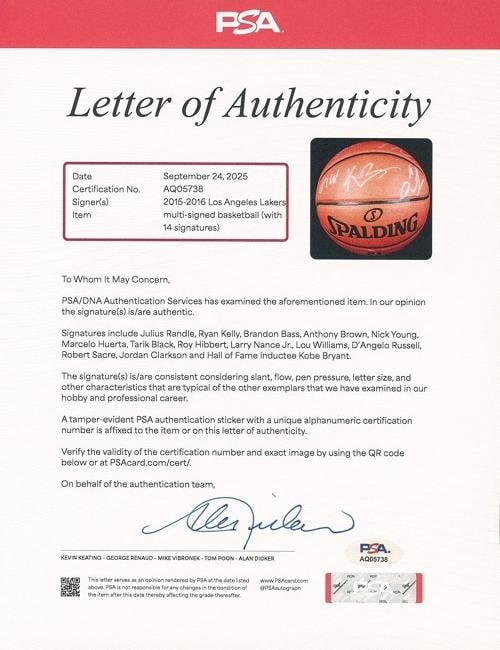Kobe Bryant Final Season 2015-16 Los Angeles Lakers Team Signed Basketball PSA - 2