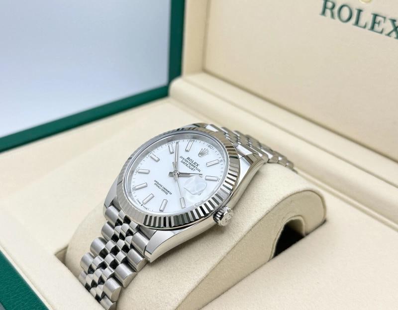 2025 Rolex Datejust 41 126334 White Dial 18k Gold Bezel Steel Jubilee Box Paper - 4
