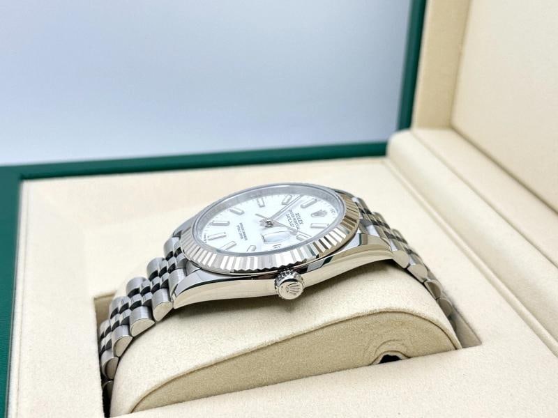 2025 Rolex Datejust 41 126334 White Dial 18k Gold Bezel Steel Jubilee Box Paper - 5