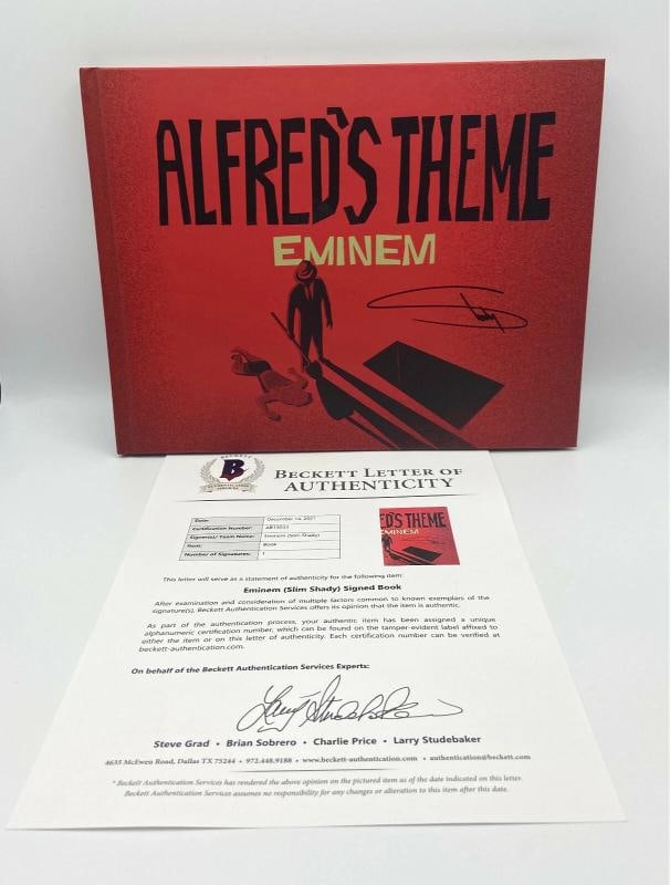 EMINEM SLIM SHADY MARSHALL MATHERS SIGNED AUTOGRAPH ALFRED'S THEME BOOK BAS 2 (1 of 4)