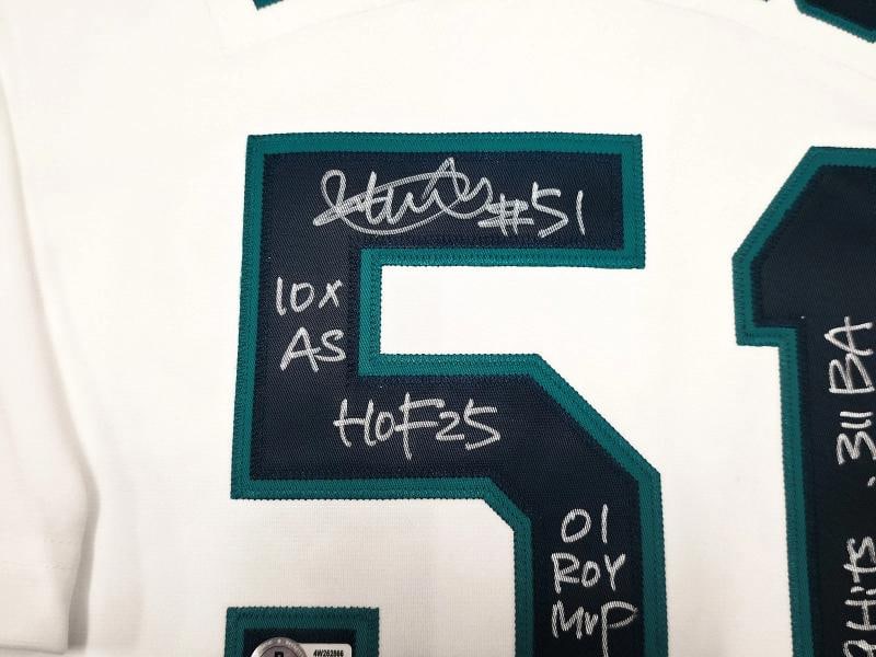 Seattle Mariners Ichiro Suzuki White Signed Auth Jersey Patch Beckett BAS - 5