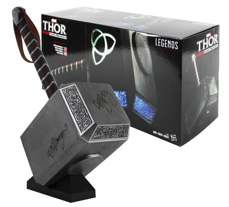 Avengers (4) Jackson, Bettany, Rudd & Gillan Signed Thor Mjolnir Prop Hammer BAS (1 of 11)