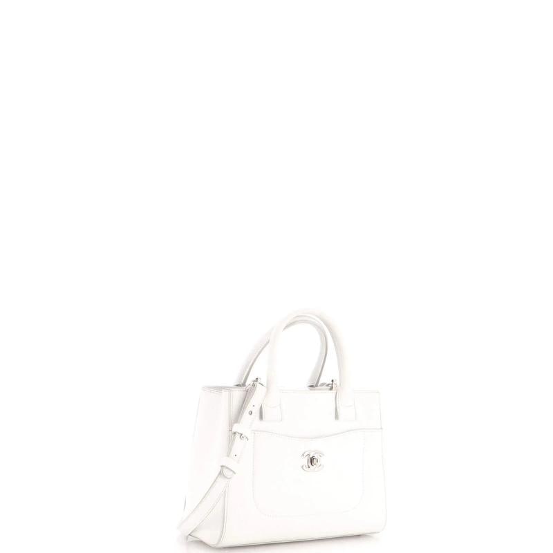 Chanel Neo Executive Tote Grained Calfskin Mini - 2