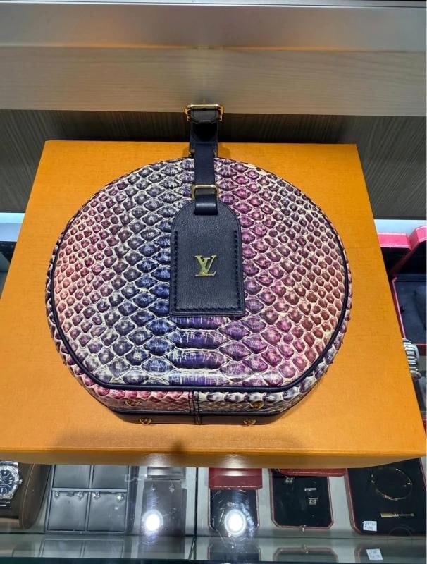 Louis Vuitton Petite Boite Chapeau Ombre Python and Navy Leather PL2169 (2019) - 6