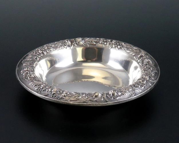 Pristine S. Kirk Sterling Silver Hand Chased Floral Repousse #409 Berry Bowl - 2