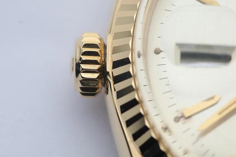 ROLEX MENS DAY-DATE 1803 18K YELLOW GOLD SILVER DIAL BROWN LEATHER WATCH - 9