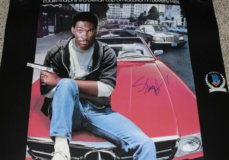 EDDIE MURPHY SIGNED 'BEVERLY HILLS COP' 27x40 FULL-SIZE MOVIE POSTER BECKETT COA - 2