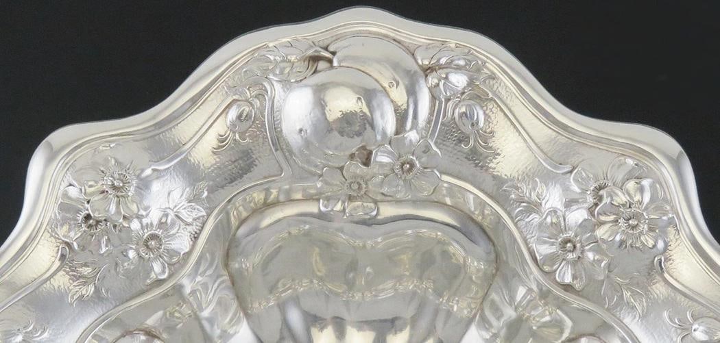 Antique 1907 Sterling Silver Gorham Lobed Fruit Flower Serving/Centerpiece Bowl - 4
