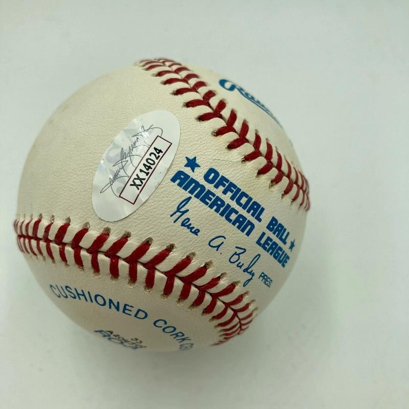 Beautiful Joe Dimaggio Signed Autographed American League Baseball With JSA COA - 2