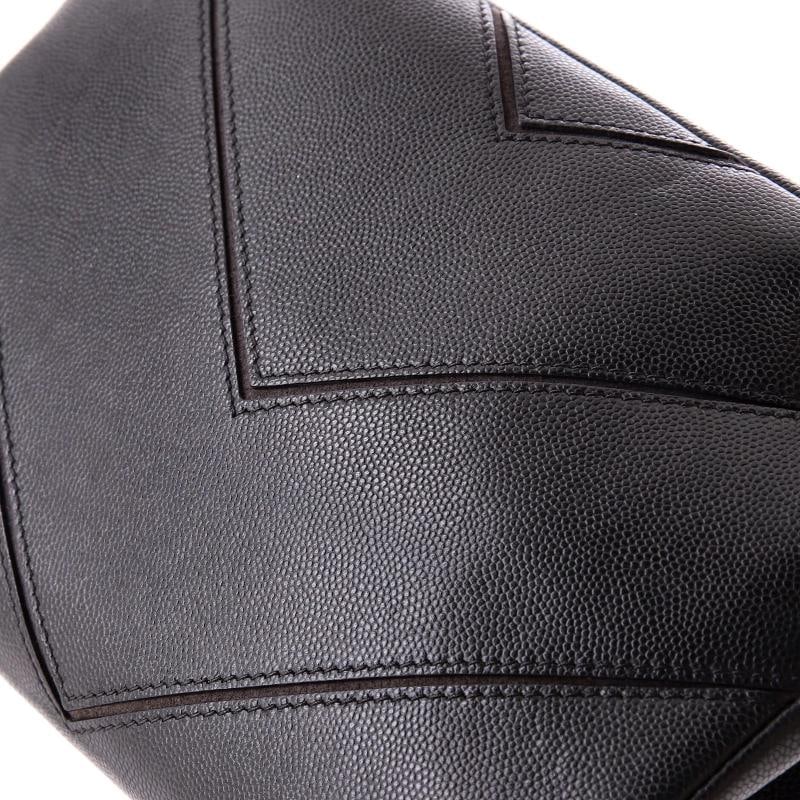 Chanel Macro Flap Bag Chevron Caviar Large - 7