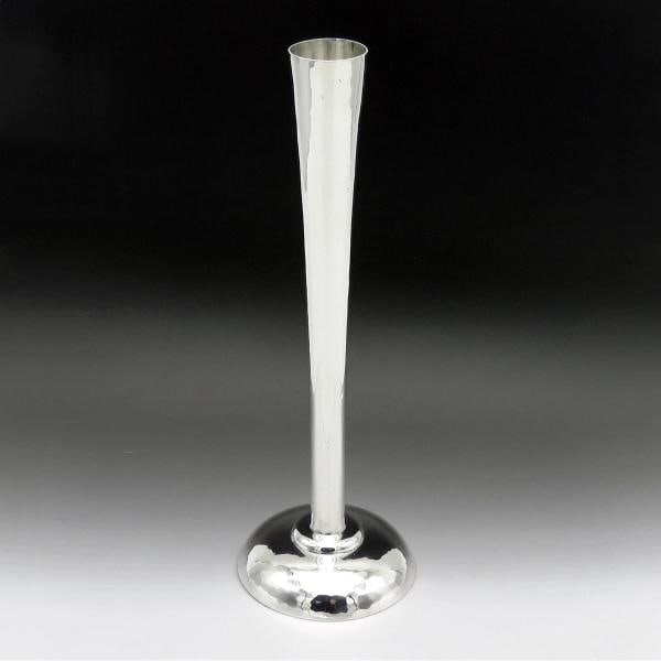 Vintage 1910s Arts & Crafts Porter Blanchard Sterling Silver Bud Flower Vase: Brand: Porter Blanchard,Age: 1905 to 1925,Style: Arts & Crafts/Mission,Composition: Sterling Silver,Maker: Porter Blanchard,Year Made: 1905 to 1925,Country of Origin: United States Presented is a