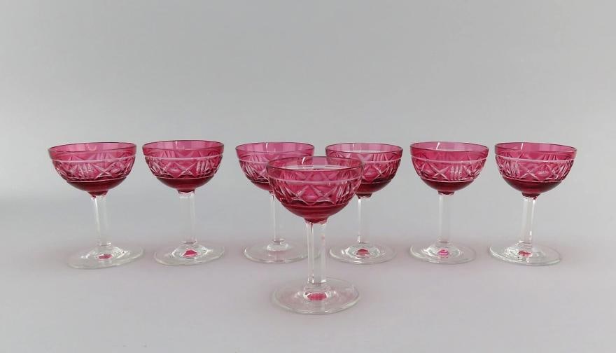 7 Gorgeous Cranberry Cut to Clear Cut Glass 1.5 fl oz Cordial Glasses 3 7/8" (1 of 6)