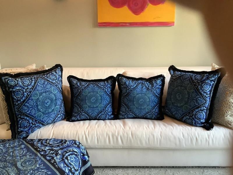 Atelier Versace Custom Made Set Of 4 Pillows Sz18Ã¢â‚¬Â18Ã - 14