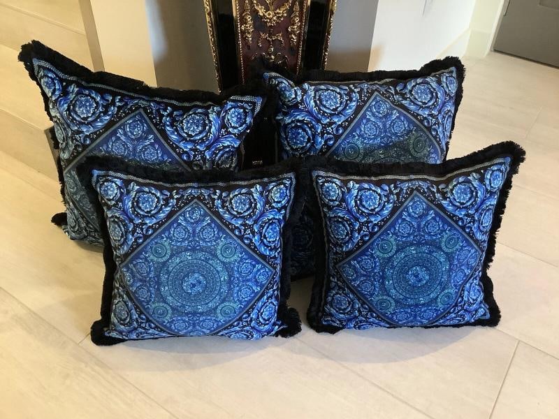 Atelier Versace Custom Made Set Of 4 Pillows Sz18Ã¢â‚¬Â18Ã - 9