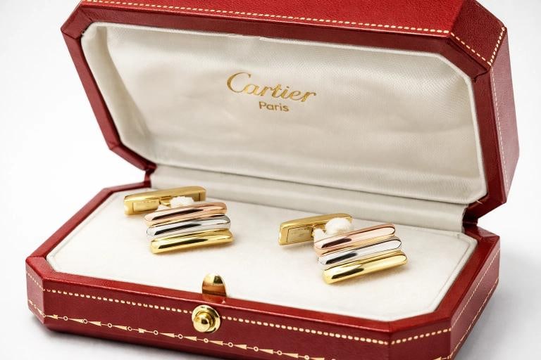 Vintage Cartier Trinity Tri-Color Gold Cufflinks Box: Size / Measurements: 8mm x 18mm x 24mm . Condition: Pre-owned - Excellent,Brand: Cartier,Type: Cufflinks,Department: Men,Metal Purity: 18k,Signed: Yes,Color: Multicolor,Base Metal: Gold,Metal: Yellow 