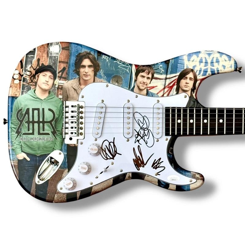 The All-American Rejects: Tyson Ritter, Nick Wheeler, Mike Kennerty & Chris Gaylor Signed Custom ...: Industry: Music,Signed: Yes,Autograph Authentication: James Spence (JSA),Object Type: Guitar & Guitar Pick,Original/Reproduction: Original,Country of Origin: United States
