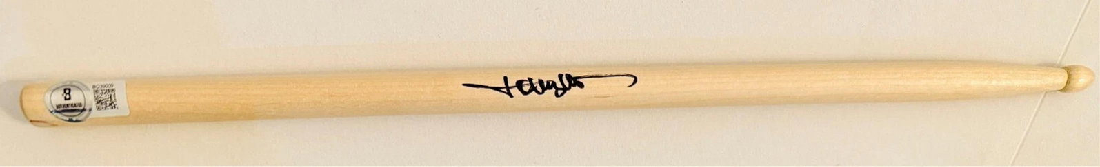 Motley Crƒ¼e Tommy Lee Signed Autographed Drumstick Beckett BAS: Industry: Music,Signed: Yes,Autograph Authentication: Beckett,Object Type: Drum Stick,Original/Reproduction: Original,Country of Origin: United States