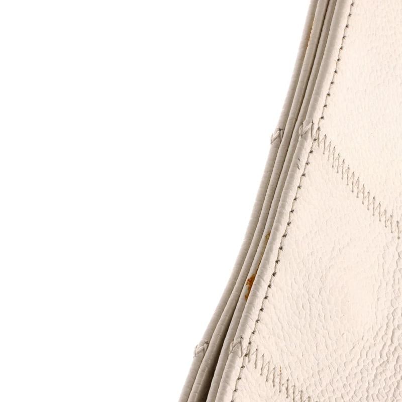 Chanel Square Stitch Tote Caviar Medium - 7