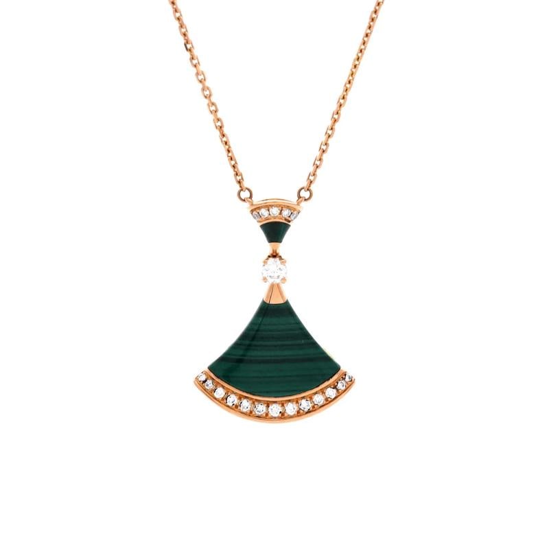 Bvlgari Divas' Dream Pendant Necklace 18K Rose Gold with Malachite and Diamonds: Condition: Pre-owned - Good,Brand: Bvlgari,Main Stone: Malachite,Metal: 18K Rose Gold,Metal Purity: 18K,Style: Pendant,Type: Necklace,Color: Rose Gold,Material: 18K Rose Gold, Diamond, Malachite