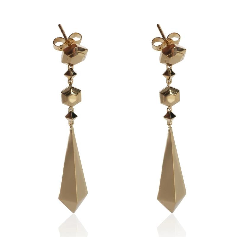 David Yurman Yellow Gold Modern Renaissance Earrings: Condition: Pre-owned,Item Length: 58 mm,Side Stone Type: No Stone,Metal Purity: 18k,With Original Box/Packaging: No,With Papers: No,Gross Weight (grams): 12.19,Department: Unisex,Collection: Modern