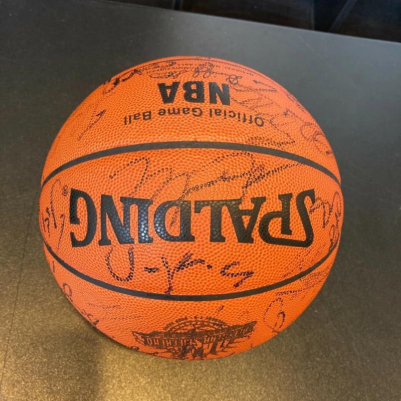 Michael Jordan 1997 All Star Game Multi Signed Basketball 33 Sigs Beckett COA - 3