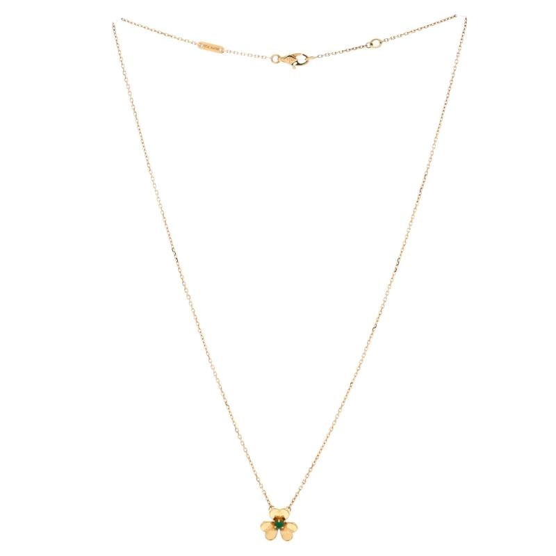 Van Cleef & Arpels Frivole Pendant Necklace 18K Yellow Gold and Emerald Mini - 2
