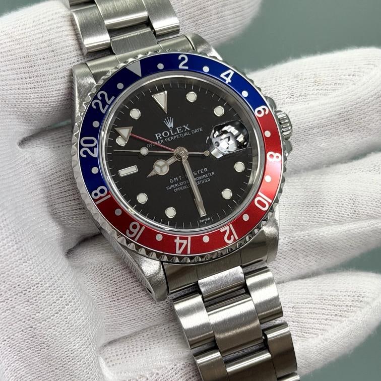 Rolex GMT Master Pepsi 16700 40mm Red Blue Bezel Stainless Steel - 3