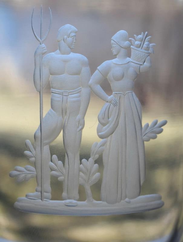 Steuben Sidney Waugh Engraved Vase "Peasants", circa 1937 - 2