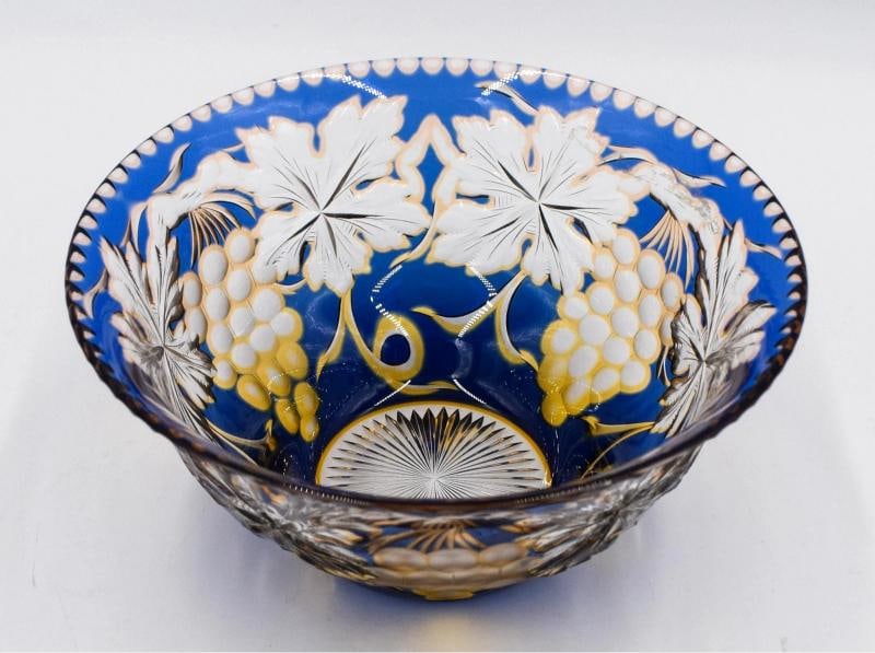 Stevens & Williams Triple Cut to Clear Glass Finger Bowl: Measures 5" diameter by 2 1/2" deep.. Condition: Used,Color: Clear,Production Style: Cut Glass,Brand: Stevens & Willliams,Type: Bowl,Material: Glass,Country of Origin: United States