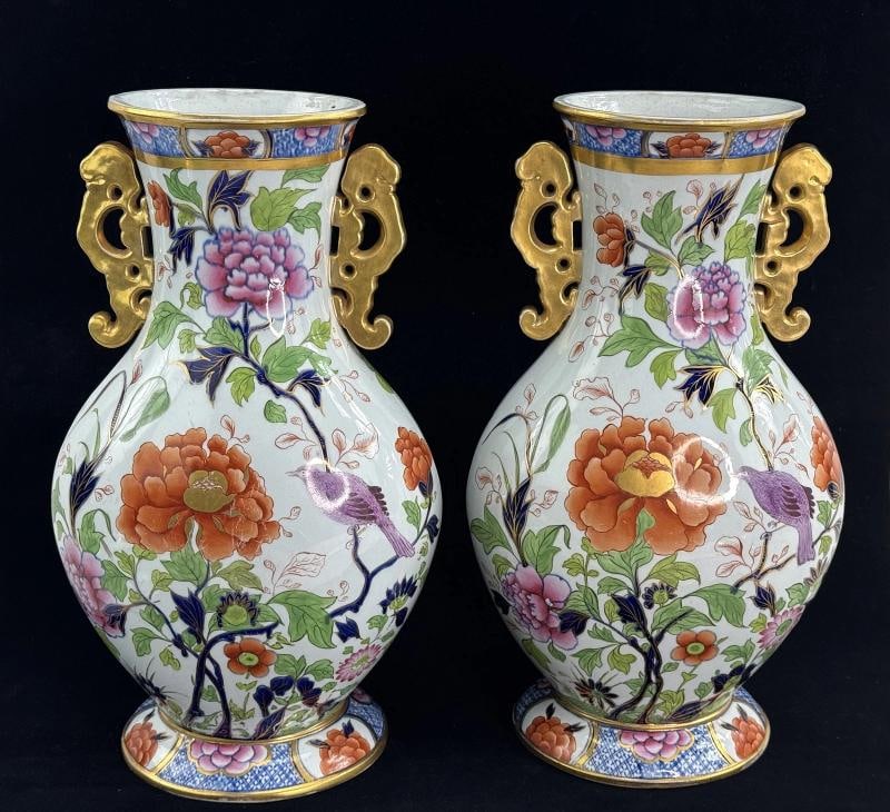 Large Pair Davenport Flying Bird Pattern Porcelain Vases Circa 1810 Antique: Each vase stands 14 1/2 inches tall. The base measures 5 7/8 inches by 5 1/4 inches. The maximum width is 8 1/4 inches.. Condition: Used: An item that has been used previously. The item may have some